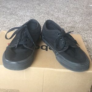 VANS Authentic Black & Black Shoes